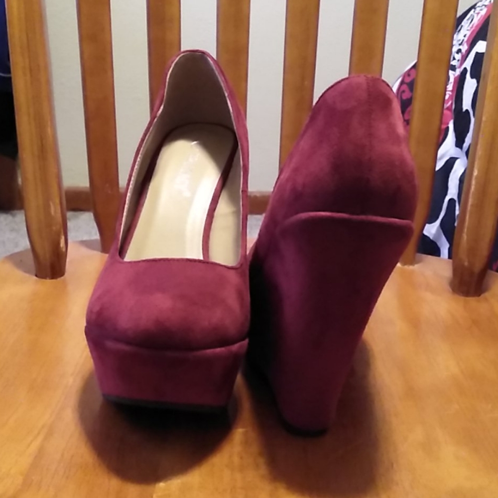 Wedges - Picture 2 of 4
